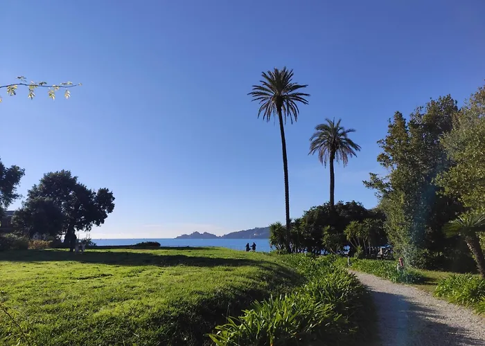 Charmante Mit Meerblick Und Garage By Interhome Appartement *